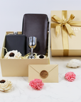 Pour & Travel Gift Box