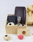 Pour & Travel Gift Box