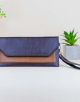 Womens Dual Tone Wallet