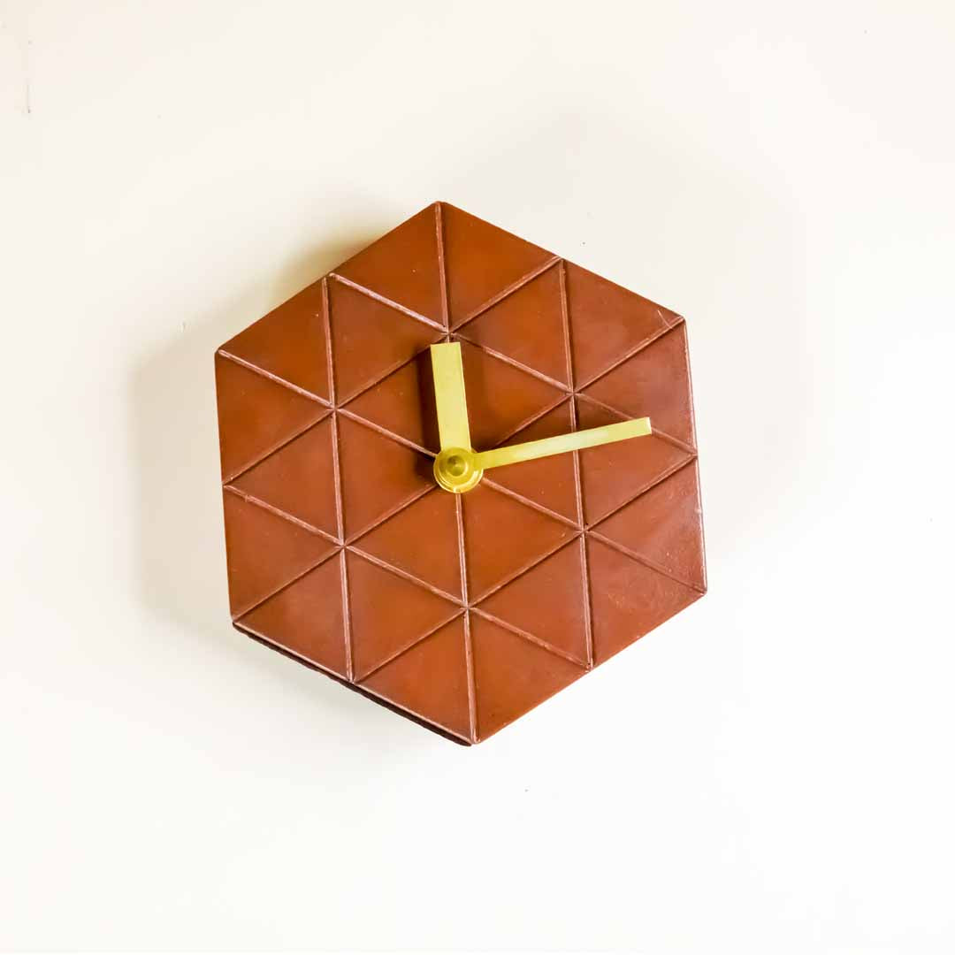 Modern Concrete Clock – Brown