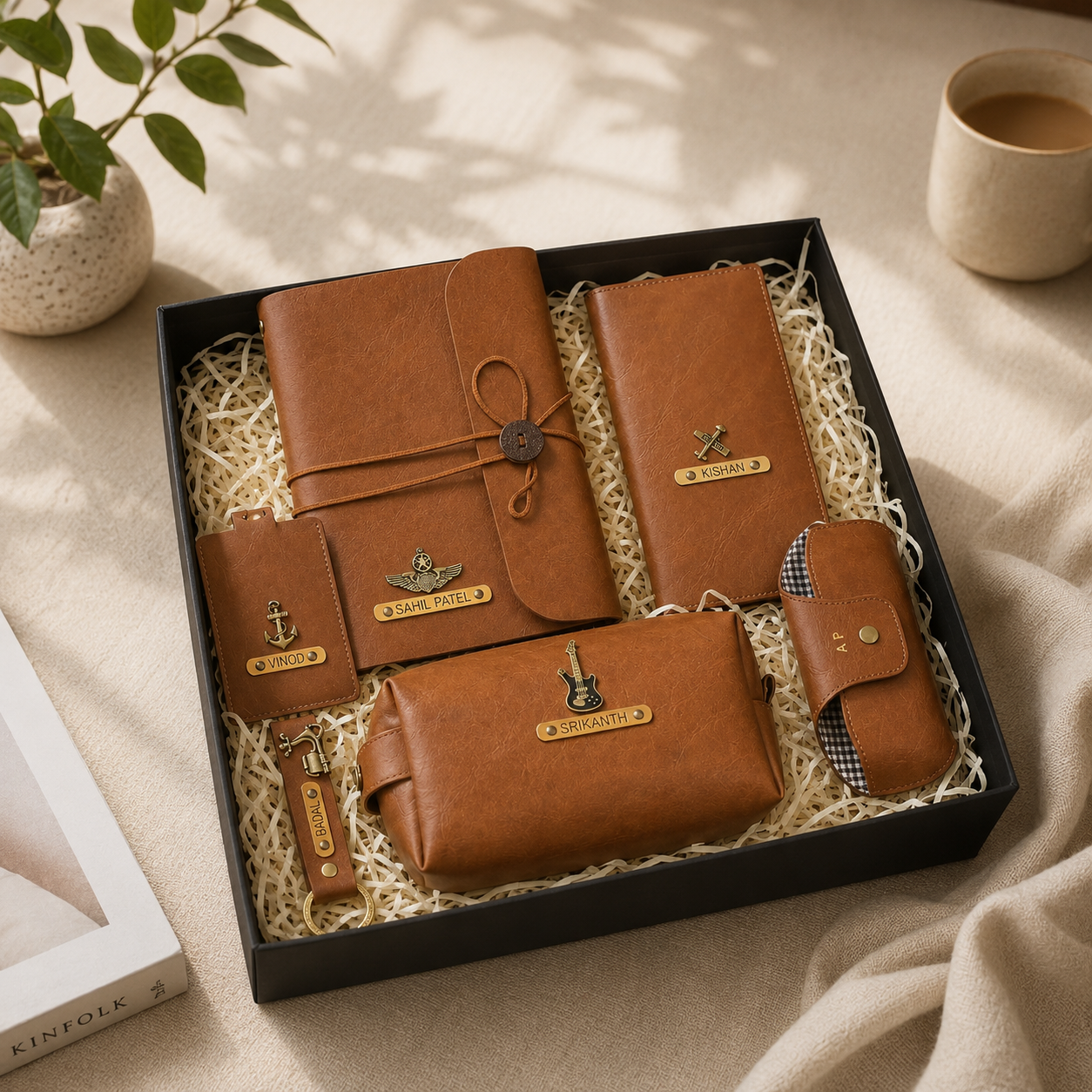 Personalized Executive Leatherette Gift Hamper